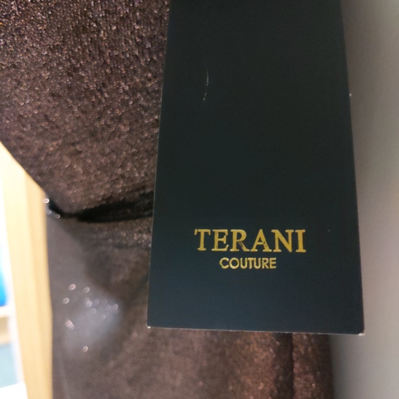 Cocktail dress. - Picture 5 of 6